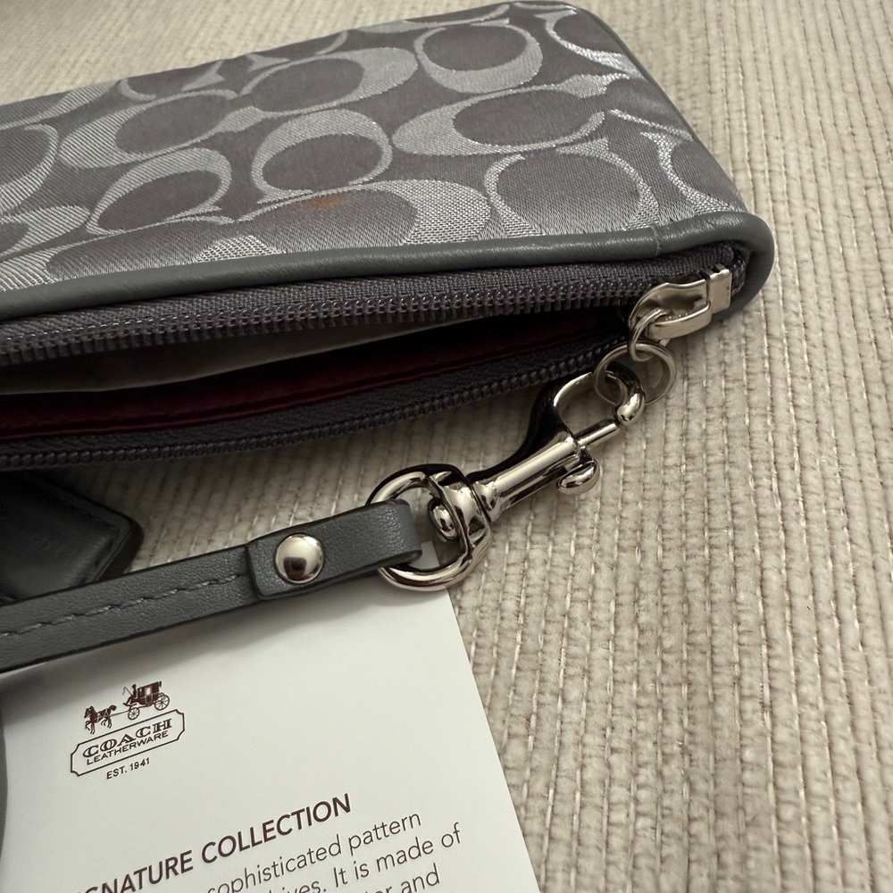 Gray Coach Wristlet from the Signature Collection - Picture 4 of 5